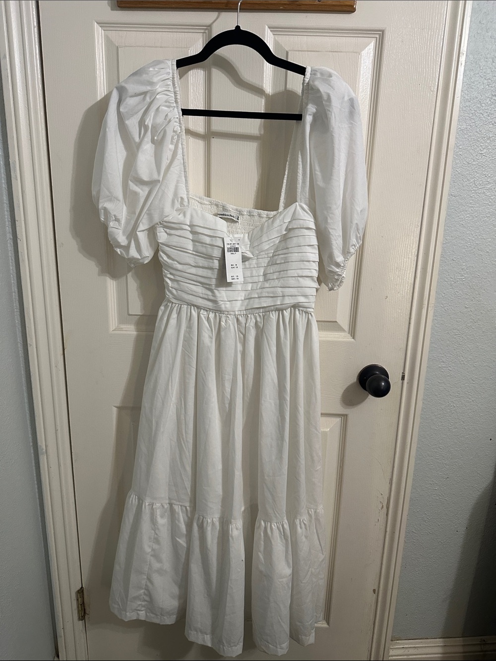 Abercrombie & Fitch White Puff-Sleeve Cotton Dress